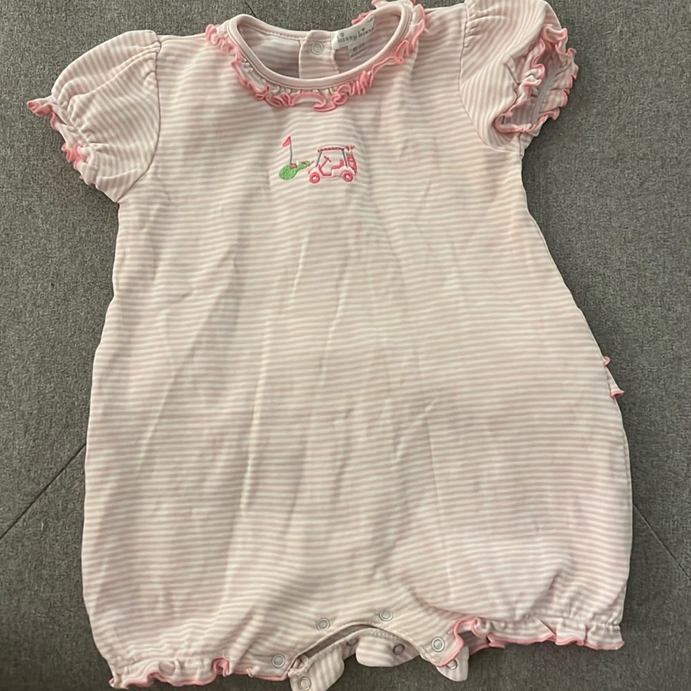 Kissy Kissy Golf Outfit